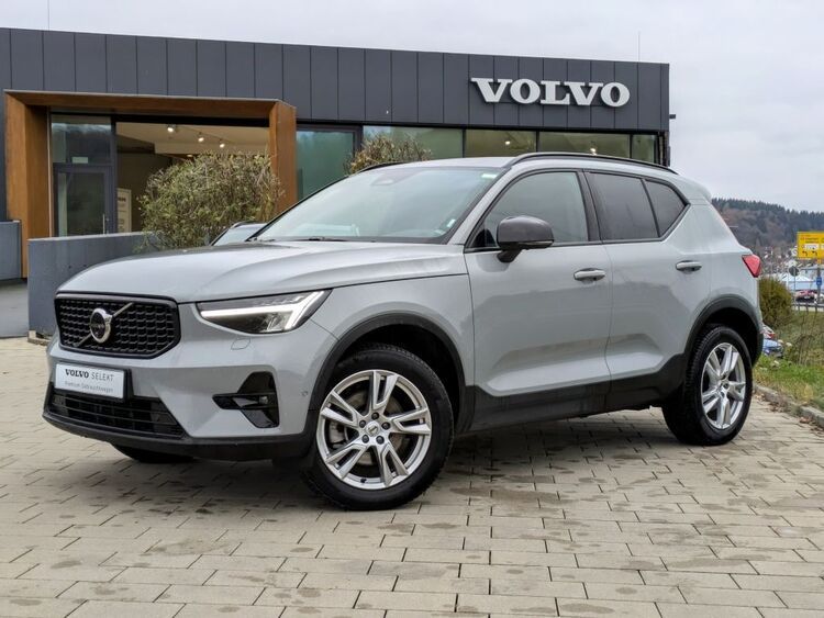 Volvo XC40 B4 B DKG Plus Dark