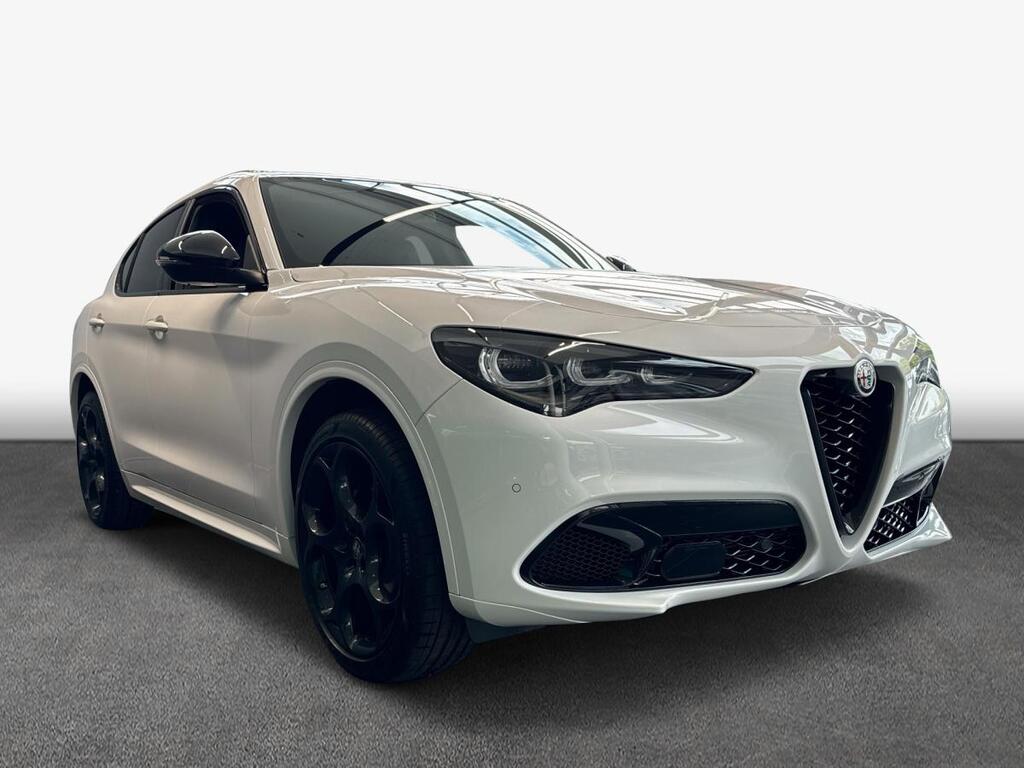 Alfa Romeo Stelvio Tributo Italiano 2L 280PS 206kw