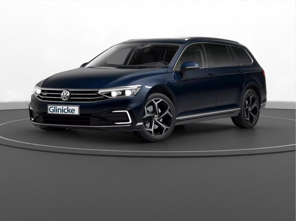 Volkswagen Passat Variant GTE R-Line AHK Pano Matrix DYNAUDIO