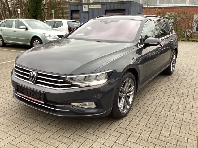 Volkswagen Passat Variant 2.0 TDI 4Motion DSG AHK Navi ACC